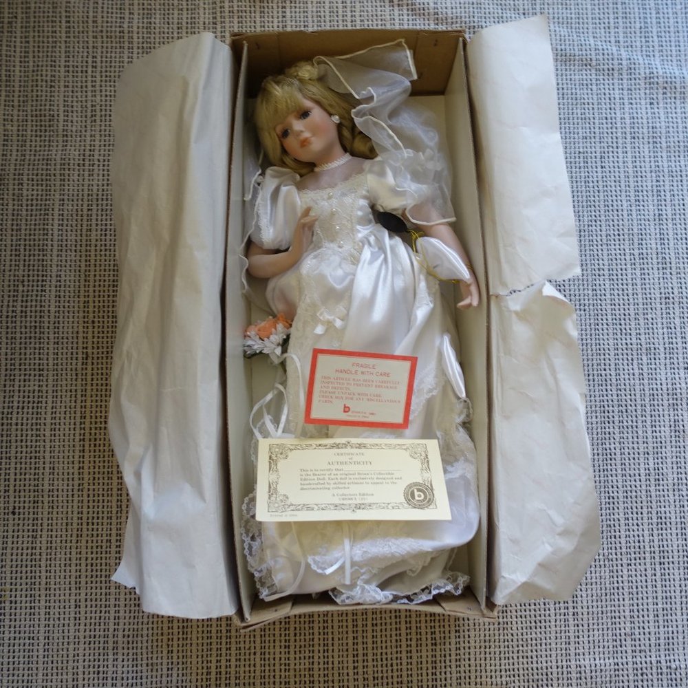 BRINN'S 1991 AUTHENTIC COLLECTIBLE EDITION PORCELAIN DOLL BRIDAL DOLL
